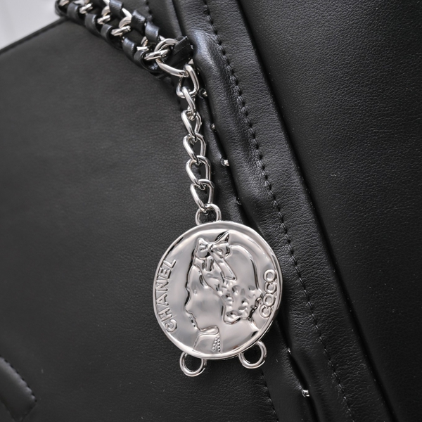 シャネルバッグ角部分ディテール